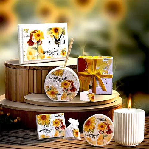 Bomboniere Linea Girasole - Comunione, Cresima e Battesimo Bomboniere personalizzabili della Linea Girasole, con design ispirato alla natura e alla luce del sole. Ideali per Comunione, Cresima e Battesimo.